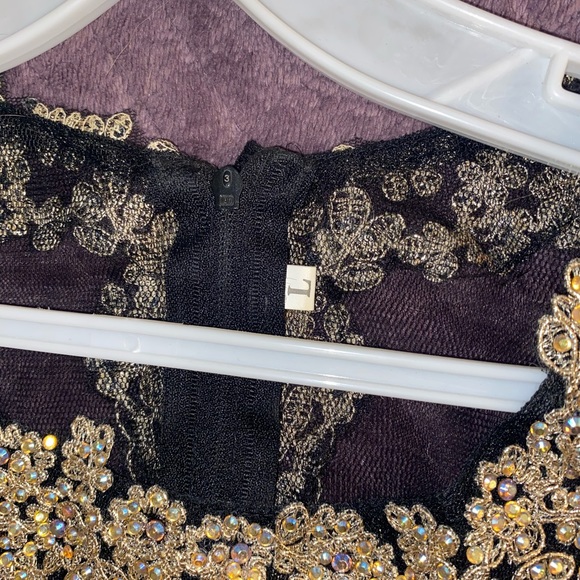 Gorgeous 2 piece prom dress - Picture 5 of 11